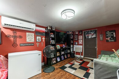 9305 Exeter St, Houston, TX 77093 - photo 4