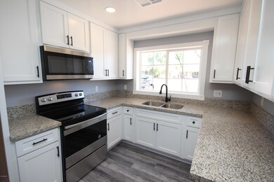 8114 N 12th St, Phoenix, AZ 85020 - photo 4