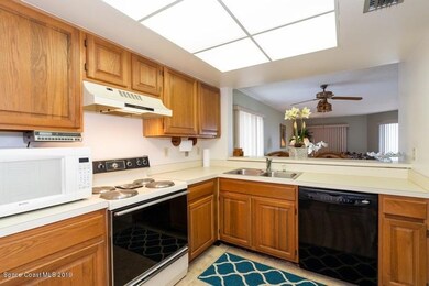 04_1525SAtlanticAve_Unit402_5_Kitchen_Fl