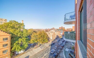 136-16 35th Ave unit 7C, Flushing, NY 11354 - photo 2