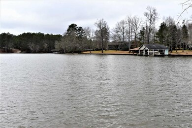 73 NE Mariners Dr, Milledgeville, GA 31061 - photo 2