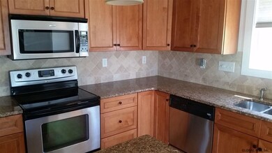 8 Crimson Cir, Troy, NY 12180 - photo 3