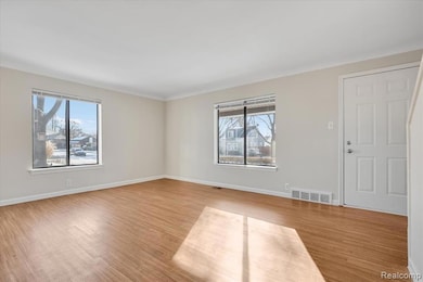 60 W Harry Ave, Hazel Park, MI 48030 - photo 3