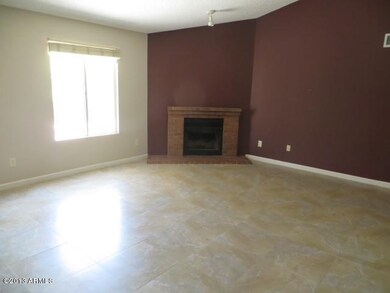 023-410603-GreatRoom1b