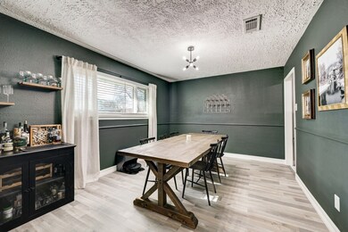 16927 Barcelona Dr, Friendswood, TX 77546 - photo 5