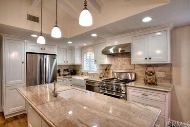 Gourmet kitchen with working island
