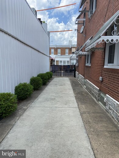 4419 Edgemont St, Philadelphia, PA 19137 - photo 4