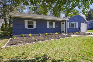 14 Cherry Tree Ln, Middletown, NJ 07748 - photo 2