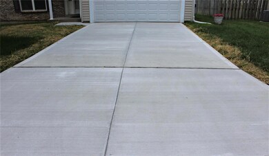 New concrete Driveway!  June 2019