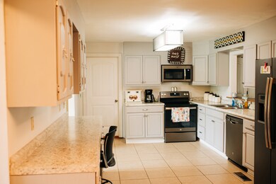 303 Rolling Rd, Shelbyville, TN 37160 - photo 3