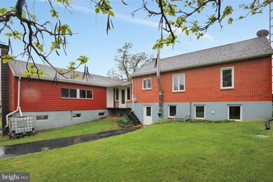 1229 Tallow Hill Rd, Chambersburg, PA 17202 - photo 5