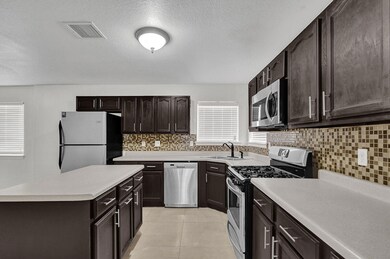 313 Peter Noyes Dr, El Paso, TX 79928 - photo 4