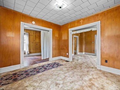 1020 12th Ave SE, Cedar Rapids, IA 52401 - photo 4