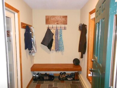 18 Woodsview unit 1, Lincoln, NH 03251 - photo 4