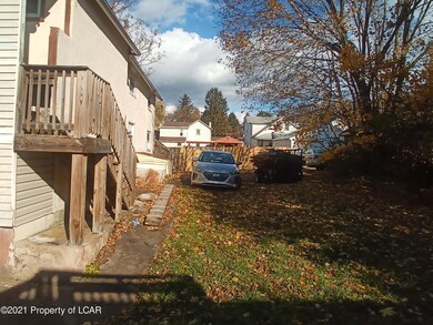194 Mill St, Pittston, PA 18640 - photo 2