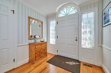 125 Cedar St, Newton Center, MA 02459 - photo 4