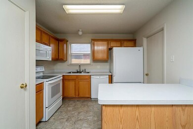 1207 Lake View Ridge, Fort Worth, TX 76108 - photo 4