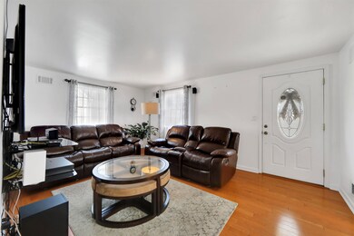 199 Maltese Ave, Elmwood Park, NJ 07407 - photo 7