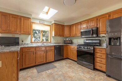 4 Clement Ave, Peabody, MA 01960 - photo 7