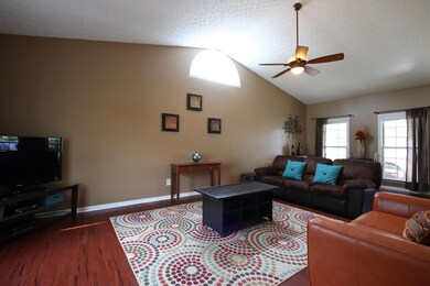 4416 Greensbury Dr, New Albany, OH 43054 - photo 6