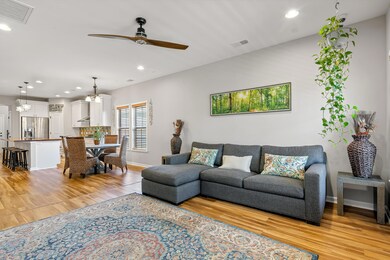 124 Chaste Tree Circle-12