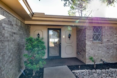 2124 Mountainview Dr, Hurst, TX 76054 - photo 5