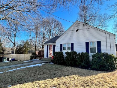 18 Valrene St, Coventry, RI 02816 - photo 2