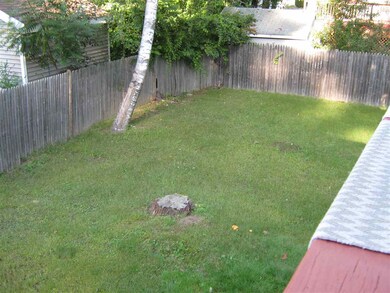 15 Syracuse Rd, Nashua, NH 03064 - photo 2