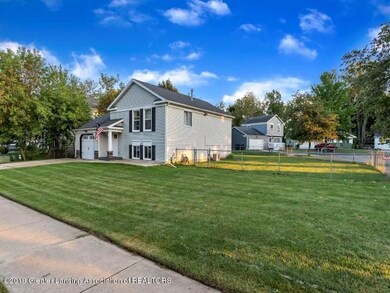 129-Village-Drive-Lansing-48911-windowst