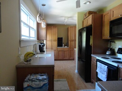 16 S Clinton Ave, Maple Shade, NJ 08052 - photo 3