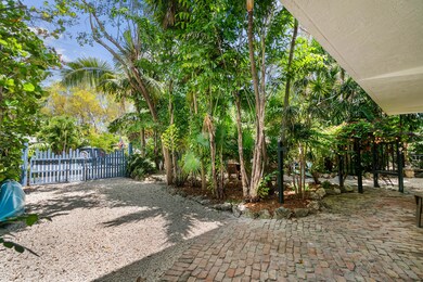 142 Fontaine (43)