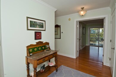 2nd Floor Entry Foyer