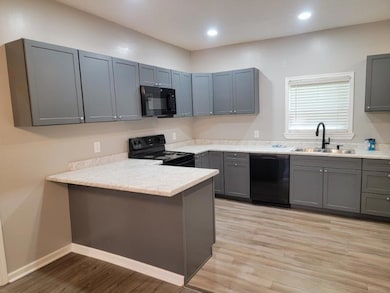 213 N Carter St, Okolona, MS 38860 - photo 7