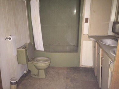 400 W Bow St, Thorntown, IN 46071 - photo 6