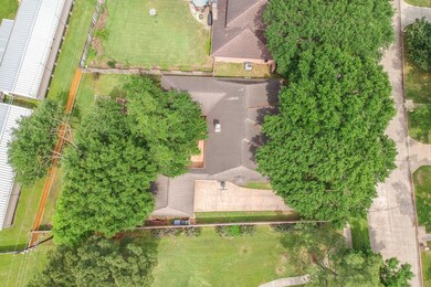 7535 Club Lake Dr, Houston, TX 77095 - photo 3