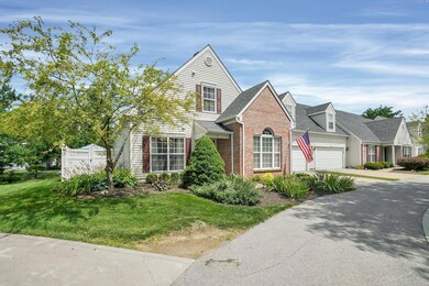 2--8699-lazelle-commons-dr