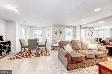 1124 25th St NW unit T4, Washington, DC 20037 - photo 2