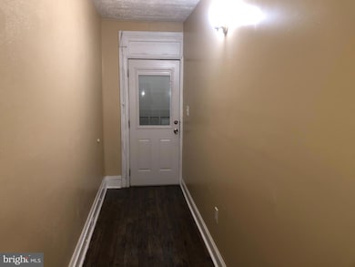 711 Swede St, Norristown, PA 19401 - photo 3