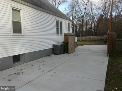 2710 Westfield Ave, Baltimore, MD 21214 - photo 5