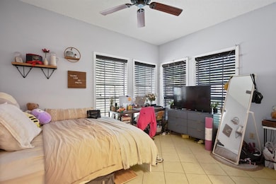 715 W 22 1 2 St unit 101, Austin, TX 78705 - photo 7