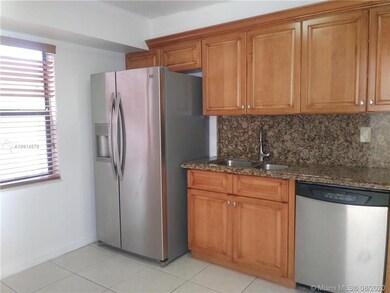 8101 Byron Ave unit 311, Miami Beach, FL 33141 - photo 4
