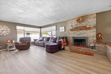 1108 6th St, Havre, MT 59501 - photo 4
