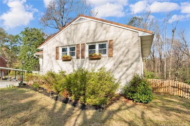 428 Mcphee Dr, Fayetteville, NC 28305 - photo 4