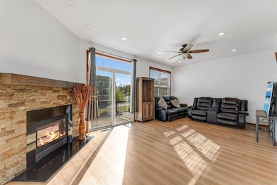 7612 Elm Grove Cir, New Hope, MN 55428 - photo 4