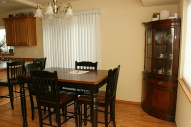 8814 3rd Ave SE unit 2, Everett, WA 98208 - photo 3