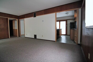 149 S Hampton Rd, Columbus, OH 43213 - photo 3