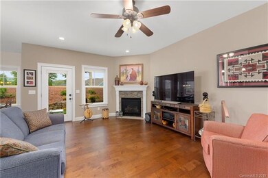 Living Room with vented Gas Fireplace