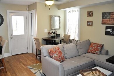 202 W 8th St unit 2, Boston, MA 02127 - photo 2