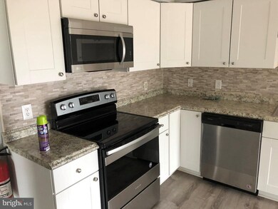 32 Bailey St, Woodstown, NJ 08098 - photo 2