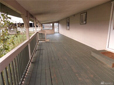 13102 Vail Rd SE, Yelm, WA 98597 - photo 6